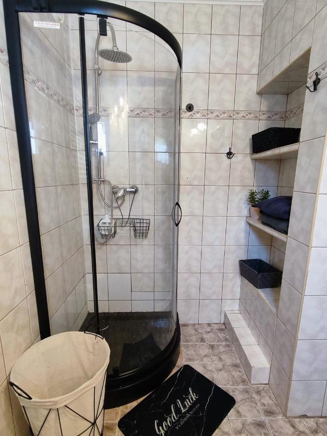 Plocka 15 Apartment